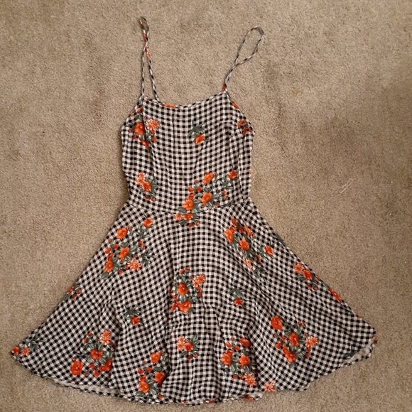Floral and Checkered Print Skater Dress - Picture 3 of 6